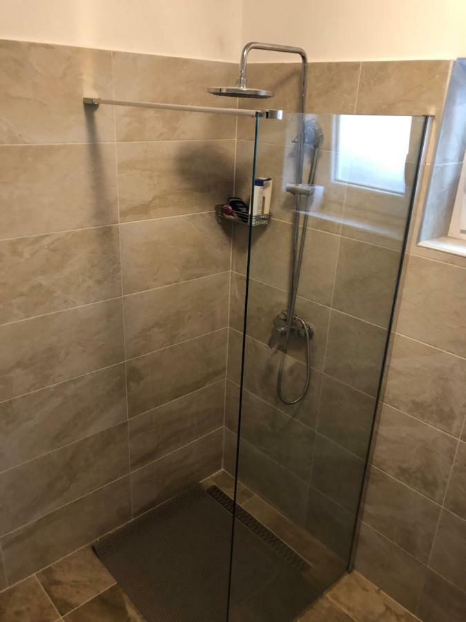 Apartment Kula 克罗诺维察 外观 照片